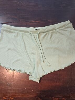 New Look Ribbed Lettuce-Edge Lounge Shorts